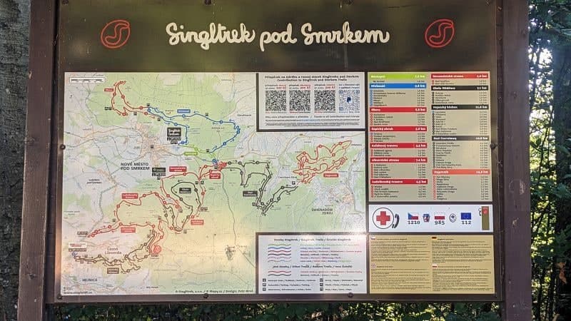 Informační tabule Singltreku pod Smrkem